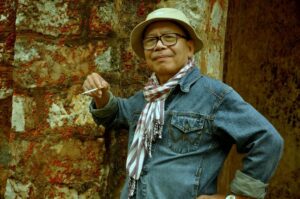 Có một nhà văn trung sĩ