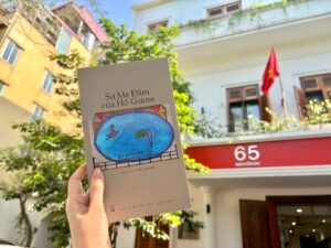 “Sự mê đắm của Hồ Gươm” qua góc nhìn của nhà thơ Mỹ